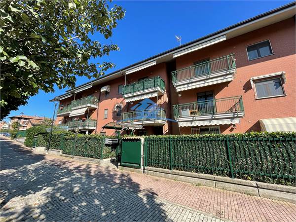 CHIERI ZONA LAZZARETTI QUADRILOCALE VOLENDO BOX