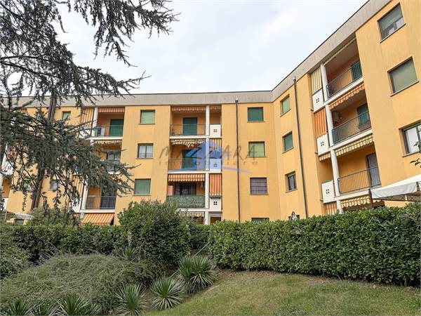 CHIERI QUADRILOCALE CON BOX