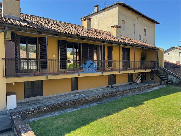 CHIERI  CENTRO CASA BIFAMILIARE CON GIARDINO